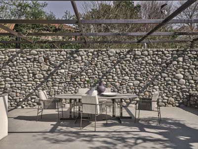 Outdoor Sessel Kyo & Tisch Nell von Ditreitalia